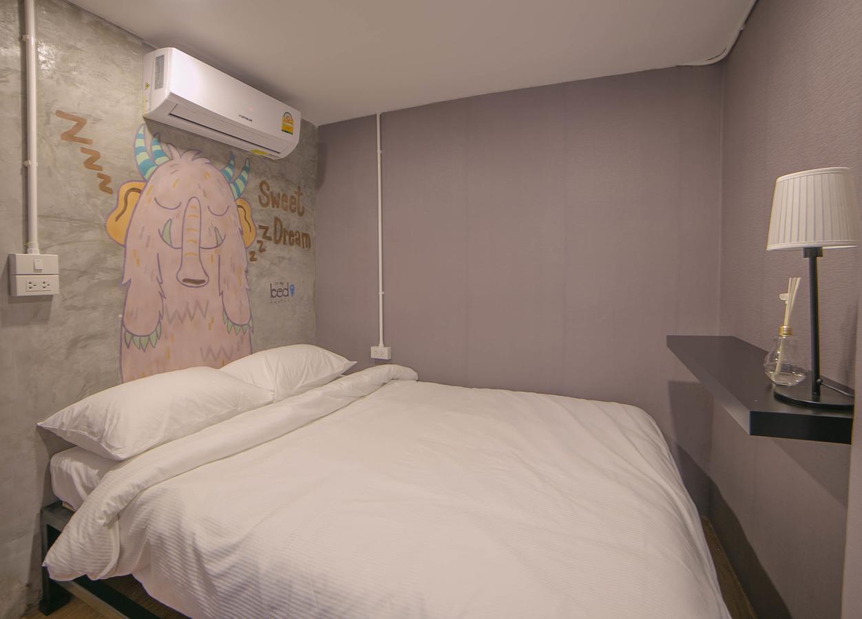 In My Bed Hostel Bangkok Eksteriør billede